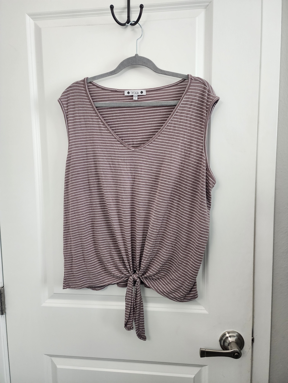 5/$30 Sleeveless Striped Tie-Front Tank in Mauve Taupe - WILDE